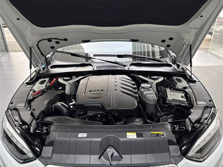 Audi A5 2024 2024款 Sportback 40 TFSI 时尚动感型