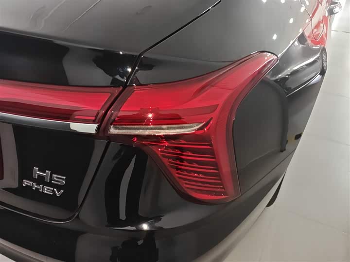 Hongqi H5 Hybrid 2025 2025款 170 超混版
