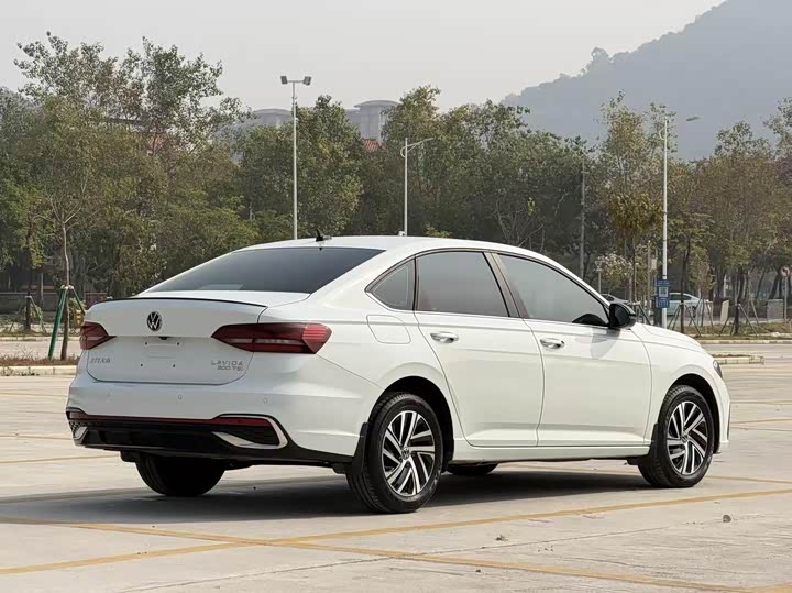 Volkswagen Lavida 2024 2024款 300TSI DSG星空满逸版