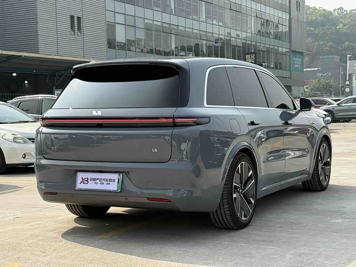 LiXiang L8 2025 2025款 Pro 智能焕新版