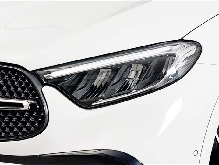 Mercedes-Benz GLC-Class Coupe 2024 2024款 GLC 260 4MATIC 轿跑SUV