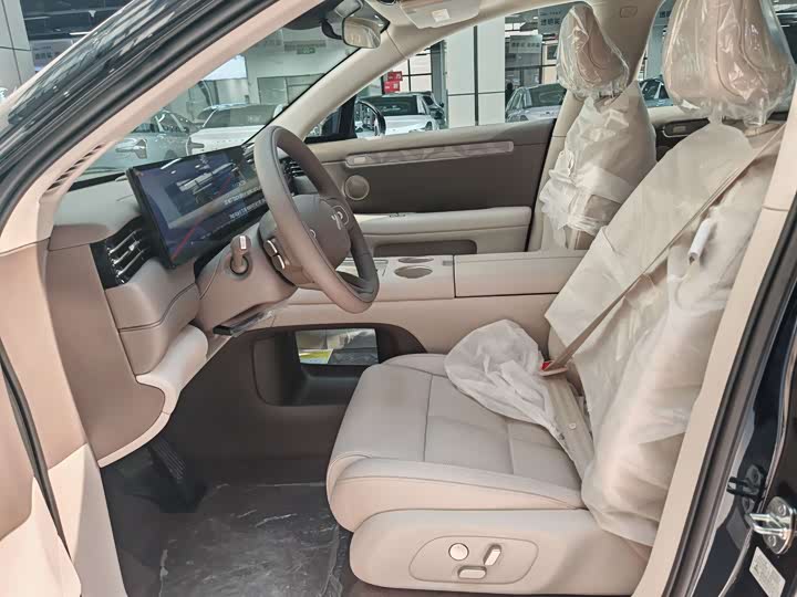 IM motors LS6 2026 2026款 增程 52 Max