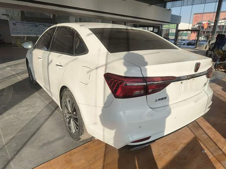 Roewe i6 2020 2020款 PLUS 1.6L CVT 4G互联荣耀旗舰版