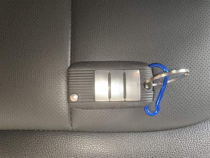 Roewe i6 2020 2020款 PLUS 1.6L CVT 4G互联荣耀旗舰版