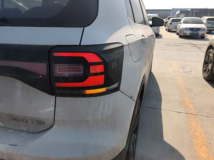 Volkswagen Tacqua 2023 2023款 200TSI DSG 悦智联版