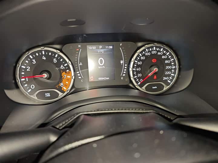 Jeep Renegade 2019 2019款 220T 自动领先版