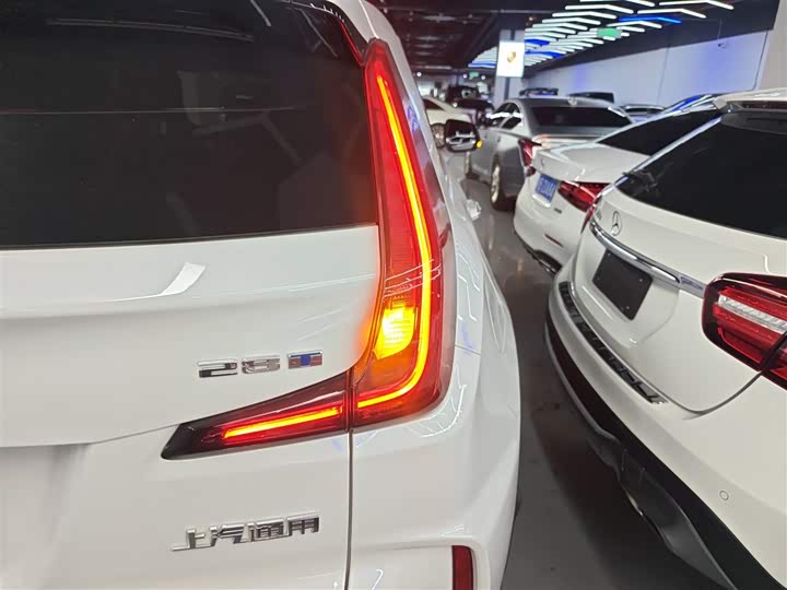 Cadillac XT4 2024 2024款 28T 两驱豪华型