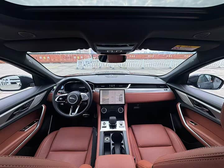 Jaguar F-Pace 2024 2024款 P250 R-Dynamic SE