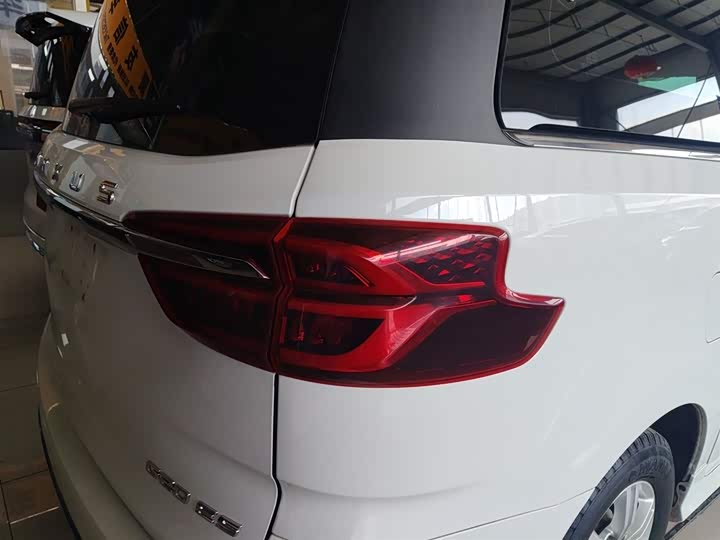 Maxus G20 2023 2023款 ES 2.0T 汽油自动超值版