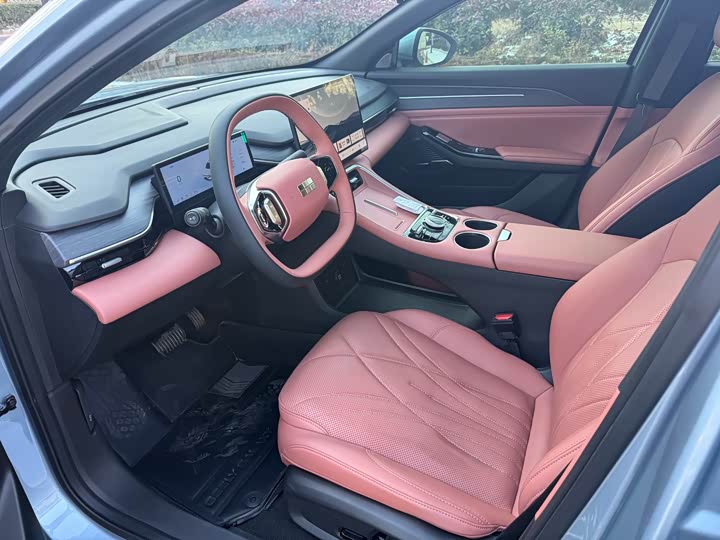 Geely Galaxy L6 2025 2025款 EM-i 140km 星舰版