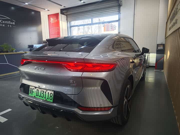 BYD Song L 2025 2025款 智驾版 662km 激光雷达卓越型