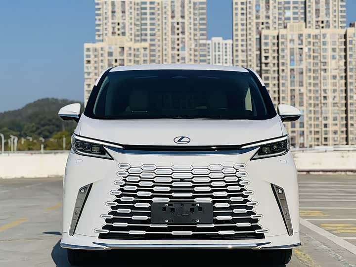 Lexus LM 2023 2023款 500h 六座尊崇版