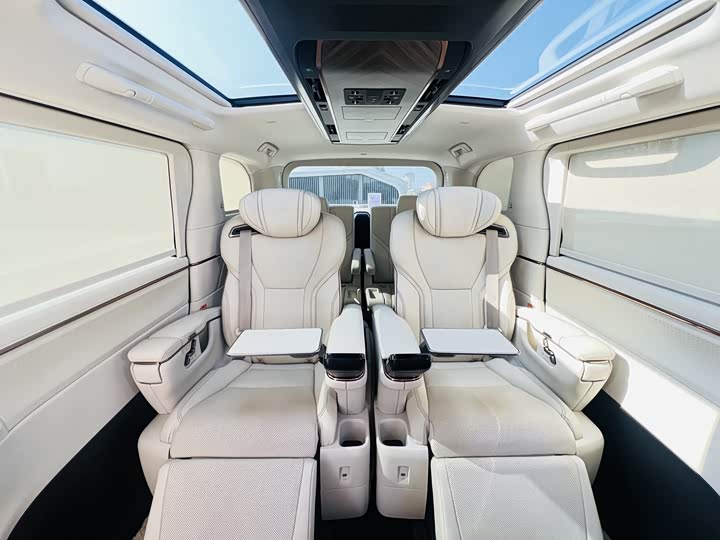 Lexus LM 2023 2023款 500h 六座尊崇版