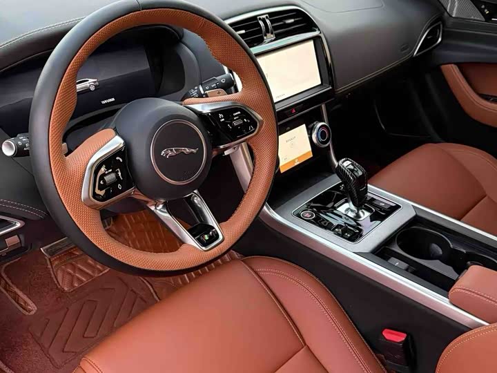 2025 Jaguar XE L