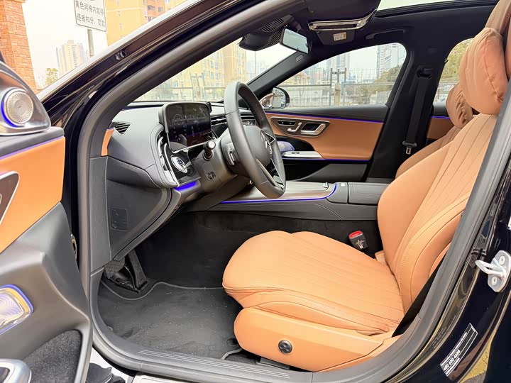 Mercedes-Benz E-Class 2025 2025款 E 300 L 豪华型