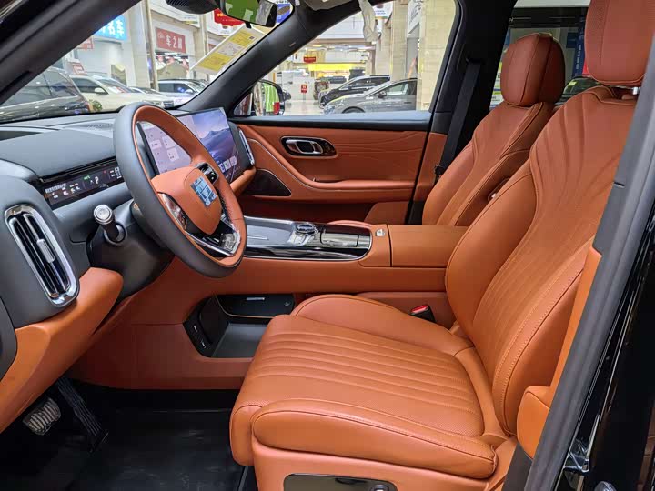 Geely Galaxy M9 2025 2025款 230km 两驱探索版