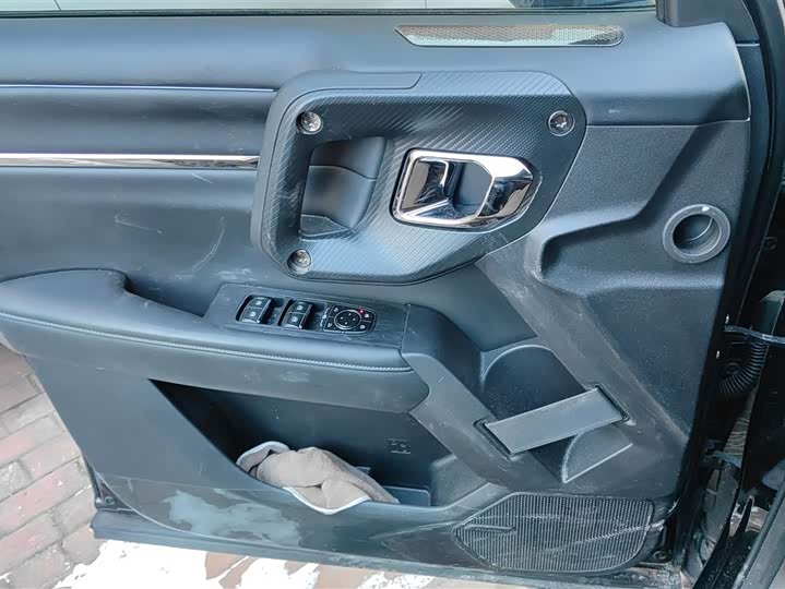 Haval H-Dog Hybrid 2023 2023款 DHT-PHEV 105km 潮电版Plus