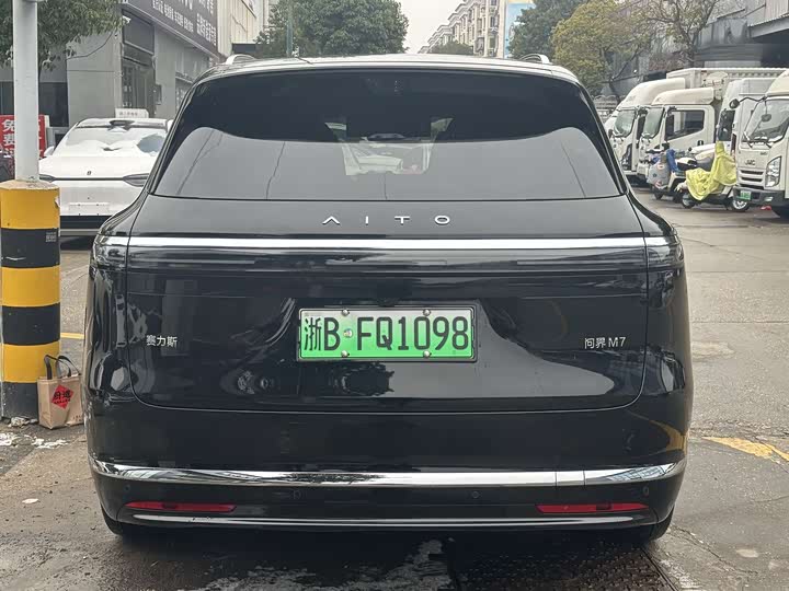 Aito M7 2026 2026款 增程 Max四驱版 6座