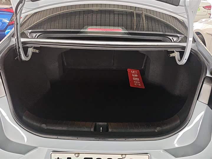 2022 Geely Emgrand L Hi·P Hybrid