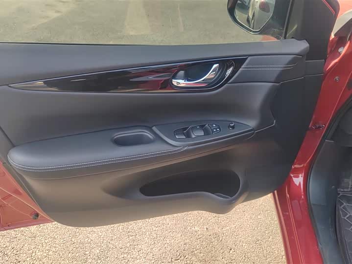 Nissan Tiida 2024 2024款 1.6L CVT酷动版