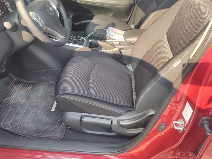 Nissan Tiida 2024 2024款 1.6L CVT酷动版