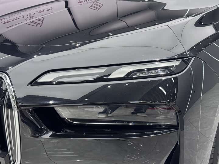 BMW 7 Series 2023 2023款 735Li 豪华套装