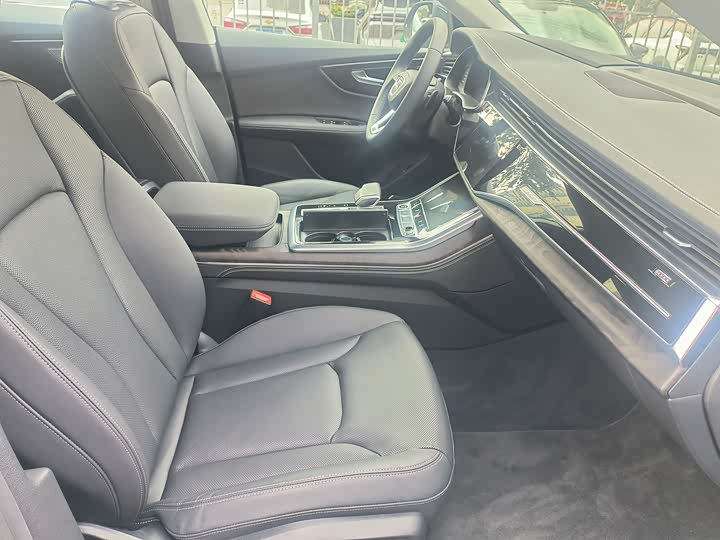 Audi Q8 2024 2024款 55 TFSI 豪华动感型