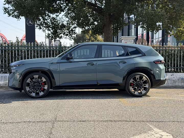 BMW XM 2023 2023款 基本型