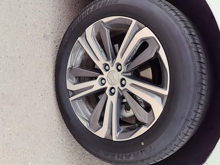 Honda UR-V 2023 2023款 240TURBO 两驱致悦版