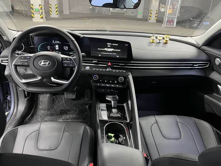 Hyundai Elantra N line 2023 2023款 1.5L CVT LUX尊贵版