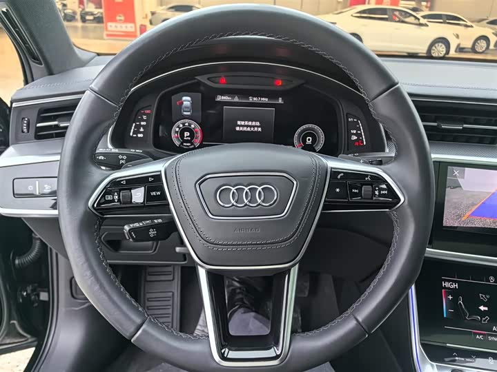 Audi A6L 2025 2025款 40 TFSI 豪华动感型