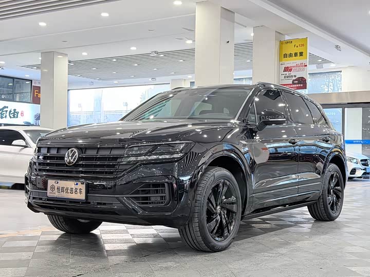 Volkswagen Touareg 2022 2022款 3.0TSI 锐享版 曜黑运动套装