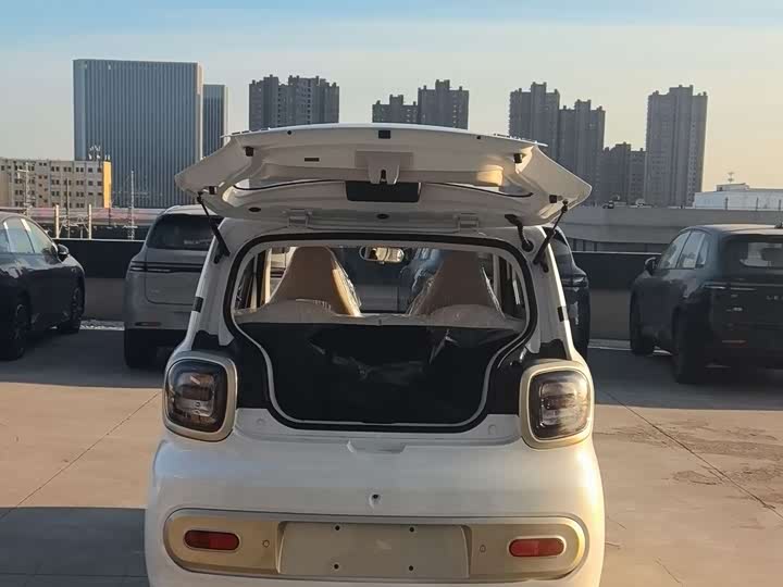 Bestune Pony 2026 2026款 222km 闪耀马