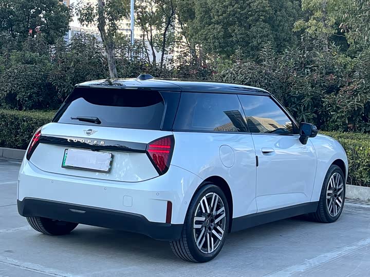 Mini Cooper 2025 2025款 456km COOPER E 经典派