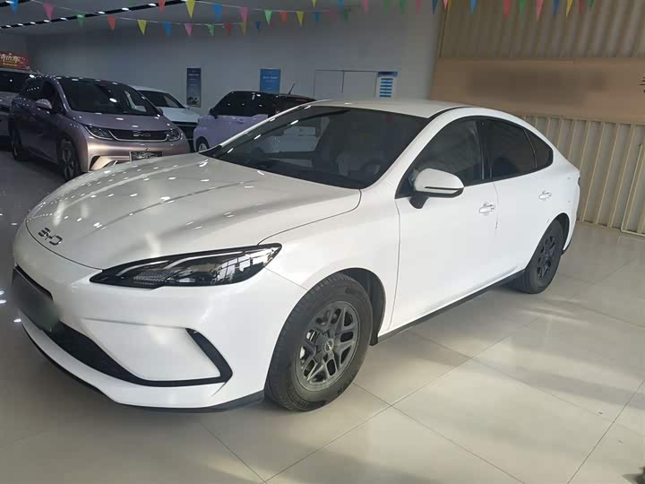 BYD Seal 05 DM-i Hybrid 2025 2025款 DM-i 智驾版 55KM豪华型