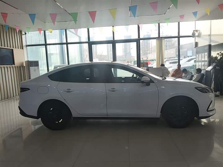 BYD Seal 05 DM-i Hybrid 2025 2025款 DM-i 智驾版 55KM豪华型