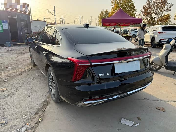 Hongqi H5 2025 2025款 2.0T 自动旗畅版