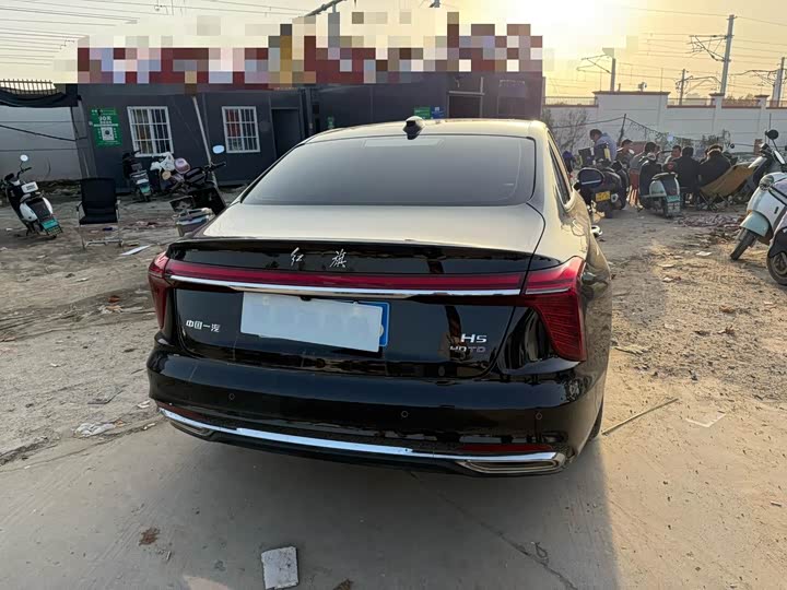Hongqi H5 2025 2025款 2.0T 自动旗畅版