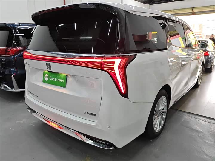 Buick GL8 Century 2025 2025款 2.0T 七座蕴世版