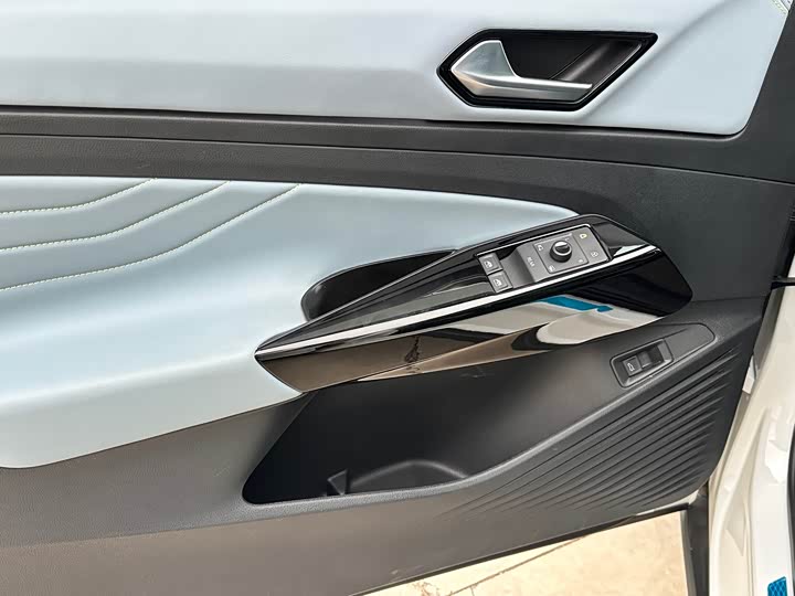 Volkswagen ID.4 X 2025 2025款 改款 聪明款 出众版