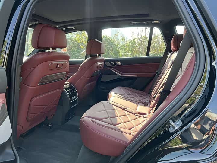 BMW X5 2023 2023款 xDrive 40Li M运动套装