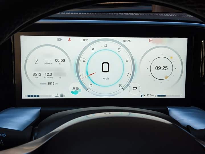 GAC Trumpchi GS8 2025 2025款 领航系列 2.0TGDI 两驱豪华版 5座