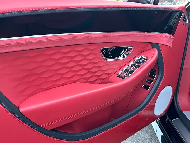 Bentley Continental GT Hybrid 2025 2025款 GT 极致版