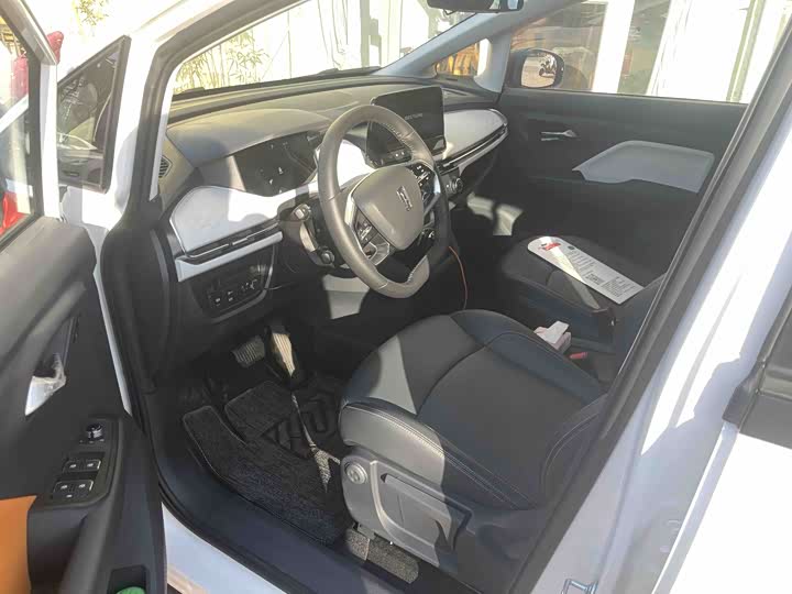 Bestune NAT 2023 2023款 PRO 舒享出行加长换电版 401km