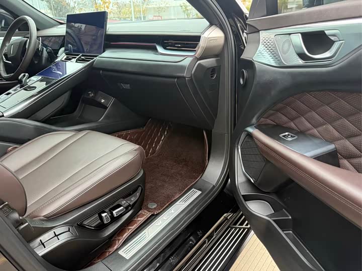 Wey Mocha 2021 2021款 2.0T 两驱特浓版