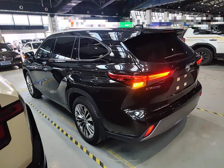 Toyota Highlander 2024 2024款 2.5L智能电混双擎四驱尊贵版 7座