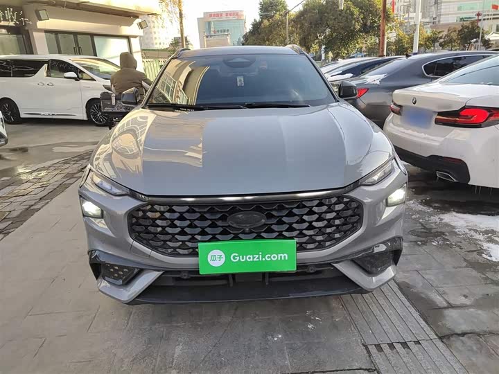 Ford Mondeo 2025 2025款 2.0T EcoBoost E 混动 运动版 ST-Line