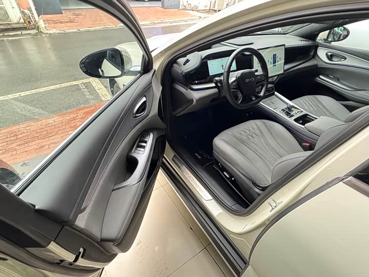 BYD Seal 07 DM-i Hybrid 2025 2025款 DM-i 1.5T 125km 旗舰型