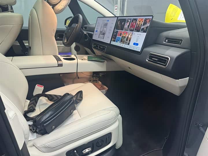 LiXiang Mega 2025 2025款 Home 家庭特别版