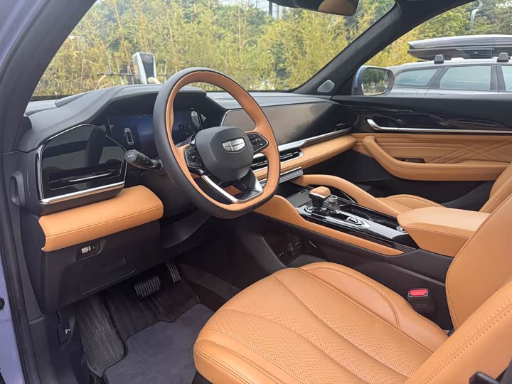 Geely Monjaro L Hybrid 2022 2022款 1.5T DHT增程电动旗舰版